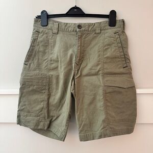 Tommy Bahama Cargo Style Shorts